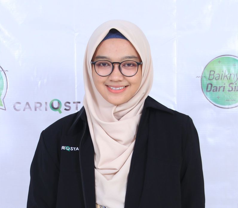 Foto_Ustadzah_Rifa Tsamrotus saadah,S.Ag._cariustadz.id